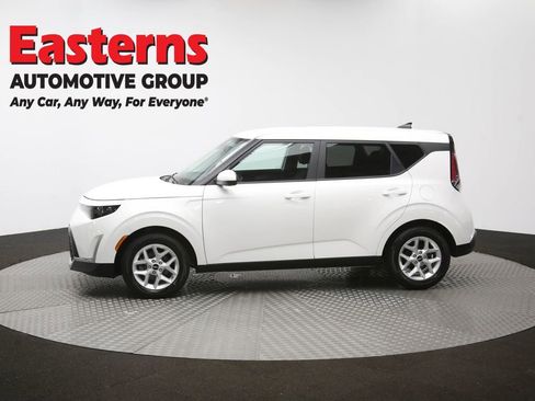 Used 2025 Kia Soul LX w/ LX Technology Package FWD image 59