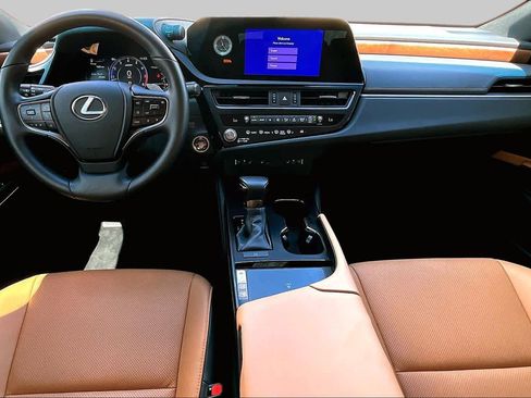 Used 2025 Lexus ES 350 w/ Premium Package FWD image 16