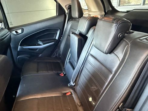Used 2020 Ford EcoSport Titanium image 17