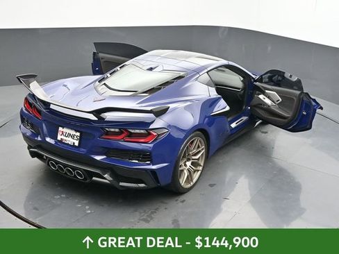 Used 2025 Chevrolet Corvette Z06 w/ Z07 Performance Package image 65