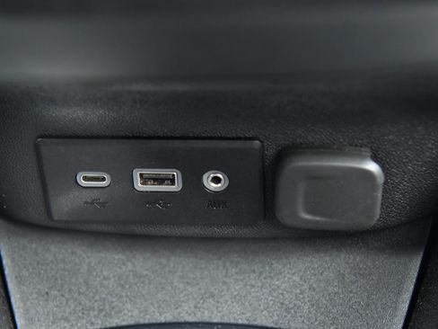 Used 2023 Chevrolet Malibu LT image 22