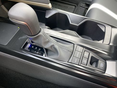 Used 2026 Toyota Camry SE image 23