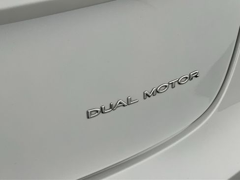 Used 2021 Tesla Model 3 Long Range image 33