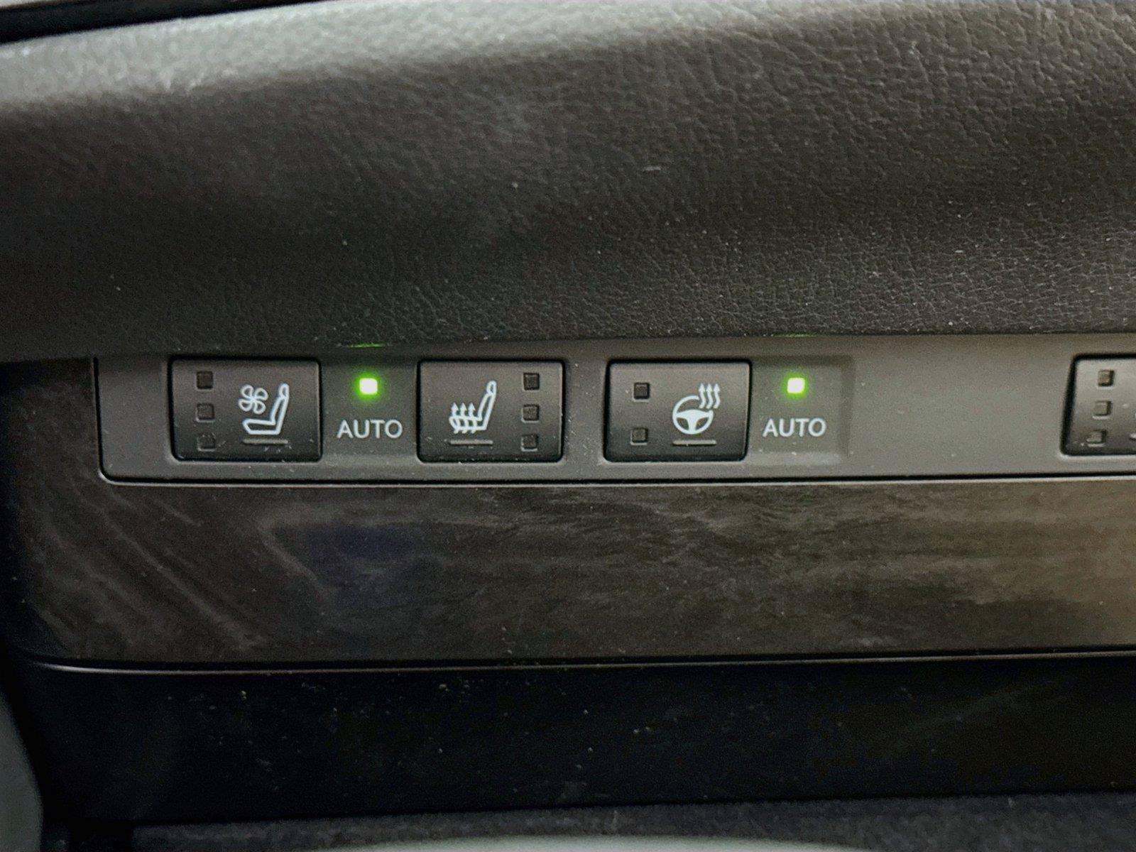 Used 2024 Lexus ES 300h w/ Premium Package FWD image 20