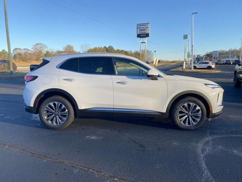New 2025 Buick Envision Preferred image 2