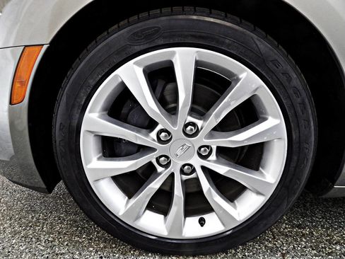 Used 2017 Cadillac XTS Luxury w/ Driver Awareness Package image 18