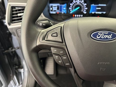 New 2024 Ford Edge SE w/ Black Appearance Package image 10