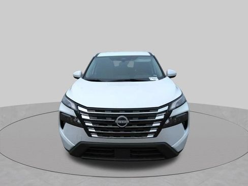 Used 2024 Nissan Rogue SV FWD image 8