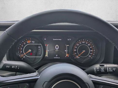 Used 2025 Jeep Wrangler Unlimited Sport AWD/4WD image 8