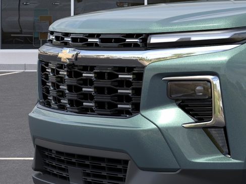 New 2027 Chevrolet Traverse LT FWD image 13