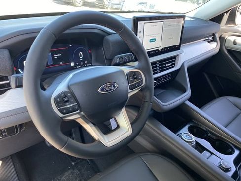 New 2026 Ford Explorer Active w/ Active Comfort Package AWD/4WD image 19