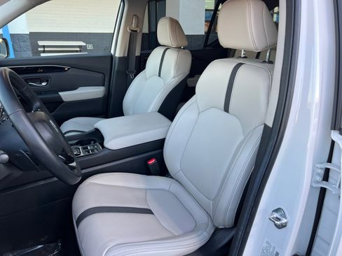 Certified 2026 Honda Passport RTL image 30