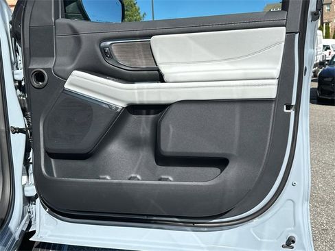 New 2025 Ford Expedition Max Platinum w/ Platinum Ultimate Package image 14