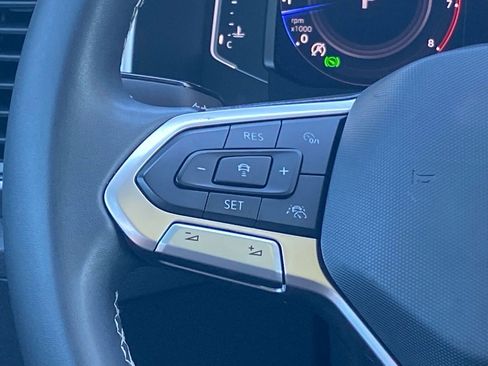 Certified 2023 Volkswagen Atlas SEL image 6