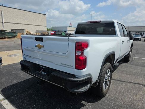Used 2024 Chevrolet Silverado 2500 Custom w/ Custom Value Package AWD/4WD image 3