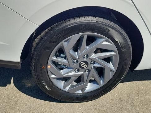 New 2026 Hyundai Elantra Hybrid FWD image 27