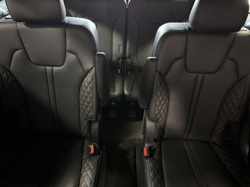 Used 2023 Kia Sorento SX AWD/4WD image 13