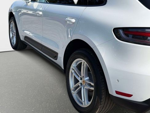 Used 2022 Porsche Macan AWD/4WD image 13