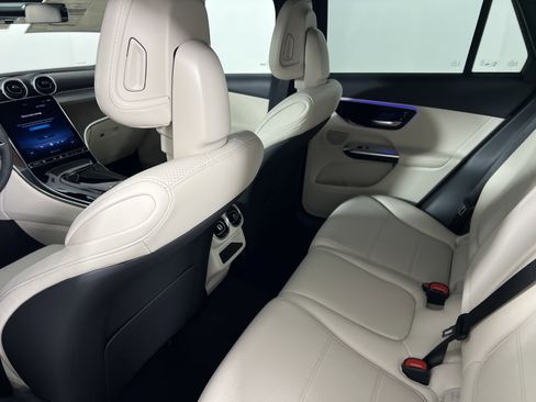New 2026 Mercedes-Benz GLC 300 4MATIC image 22