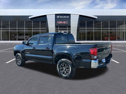 Used 2021 Toyota Tacoma SR5 image 3