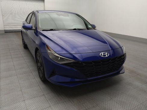 Used 2021 Hyundai Elantra SEL image 14
