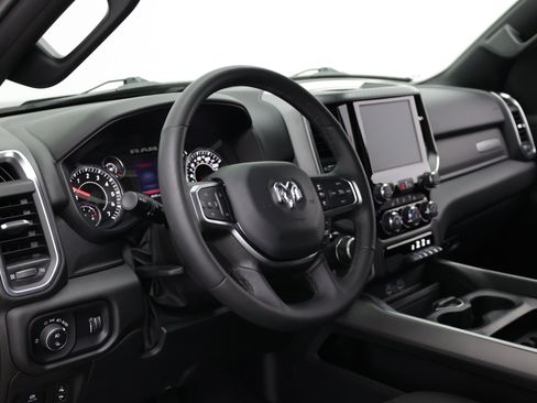 Used 2025 RAM 1500 Big Horn RWD image 12