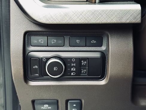 Used 2023 Ford F250 King Ranch w/ FX4 Off-Road Package AWD/4WD image 33