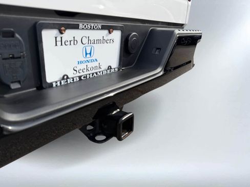 Used 2024 Chevrolet Silverado 1500 LT Trail Boss w/ Protection Package image 15