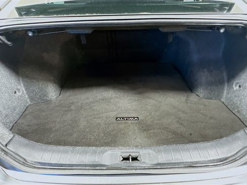 Used 2021 Nissan Altima 2.5 SR FWD image 26