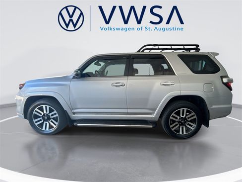 Used 2022 Toyota 4Runner Limited image 5