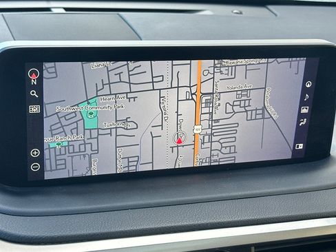 Used 2021 Lexus RX 350 AWD w/ Luxury Package image 19