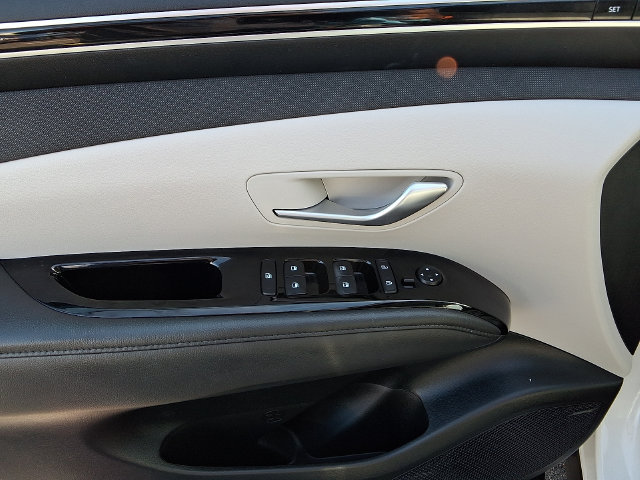 Used 2022 Hyundai Tucson Limited AWD/4WD image 13