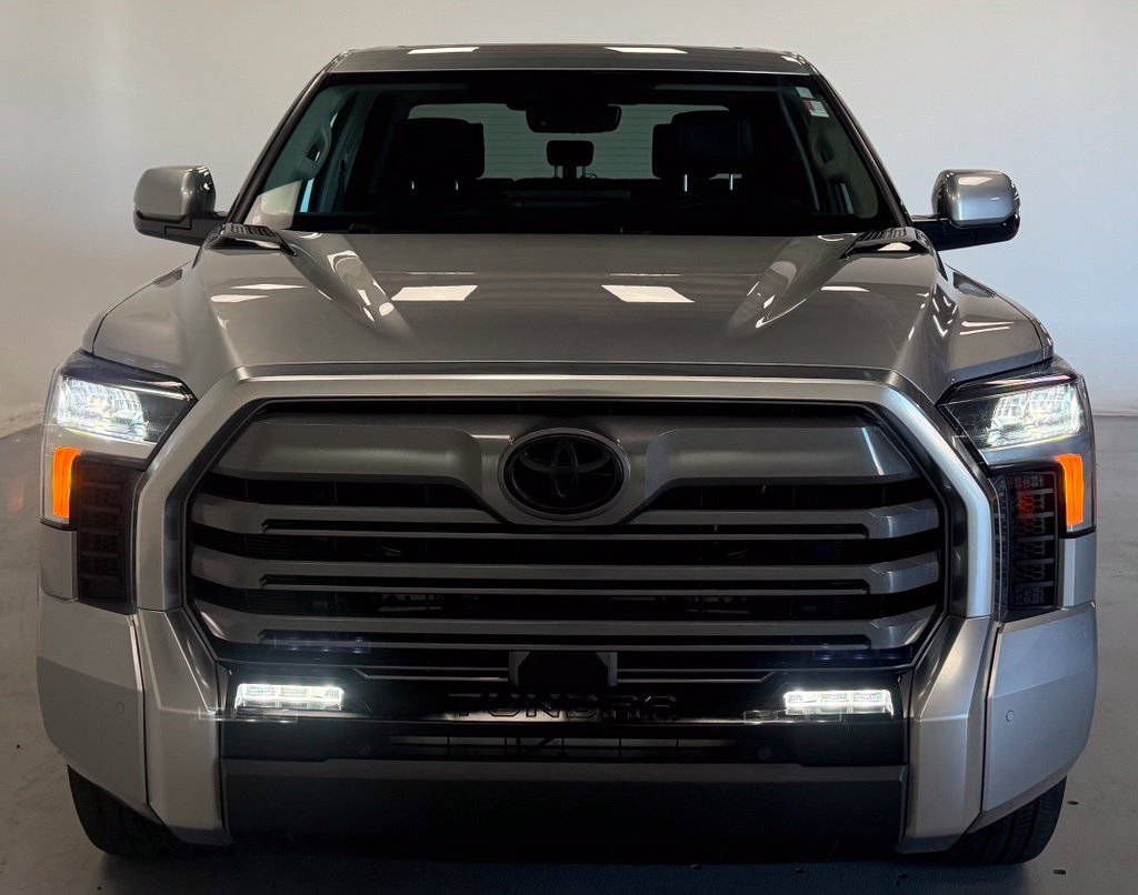 Used 2023 Toyota Tundra Limited w/ Power Package RWD image 7