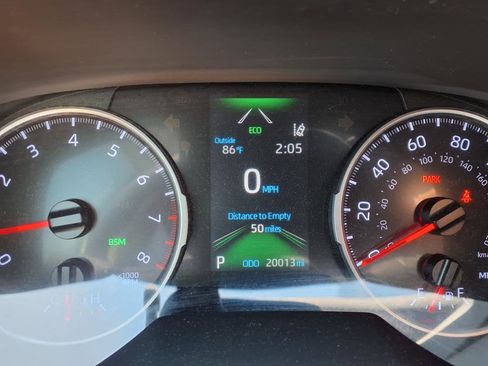 Used 2019 Toyota RAV4 XLE image 5