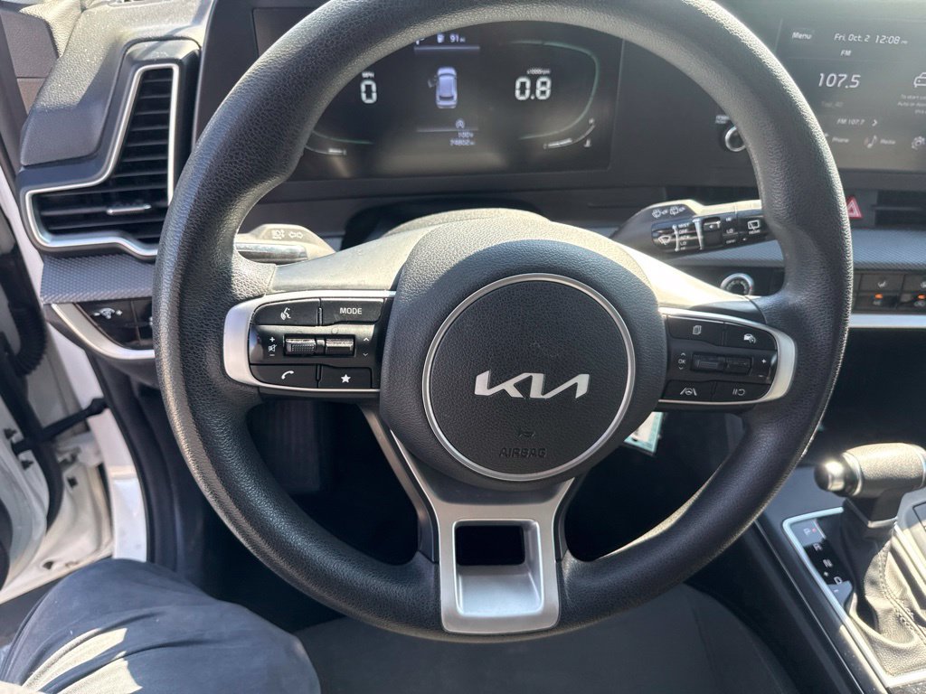 Used 2023 Kia Sportage LX FWD image 17