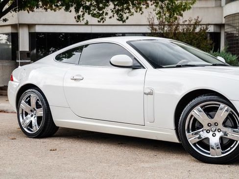 Used 2007 Jaguar XK XK image 36