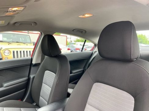 Used 2015 Kia Forte EX FWD image 11