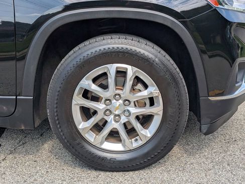 Used 2018 Chevrolet Traverse LT FWD image 15