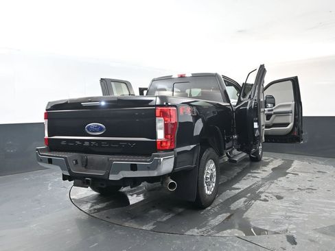 Used 2019 Ford F350 XLT w/ XLT Premium Package image 33