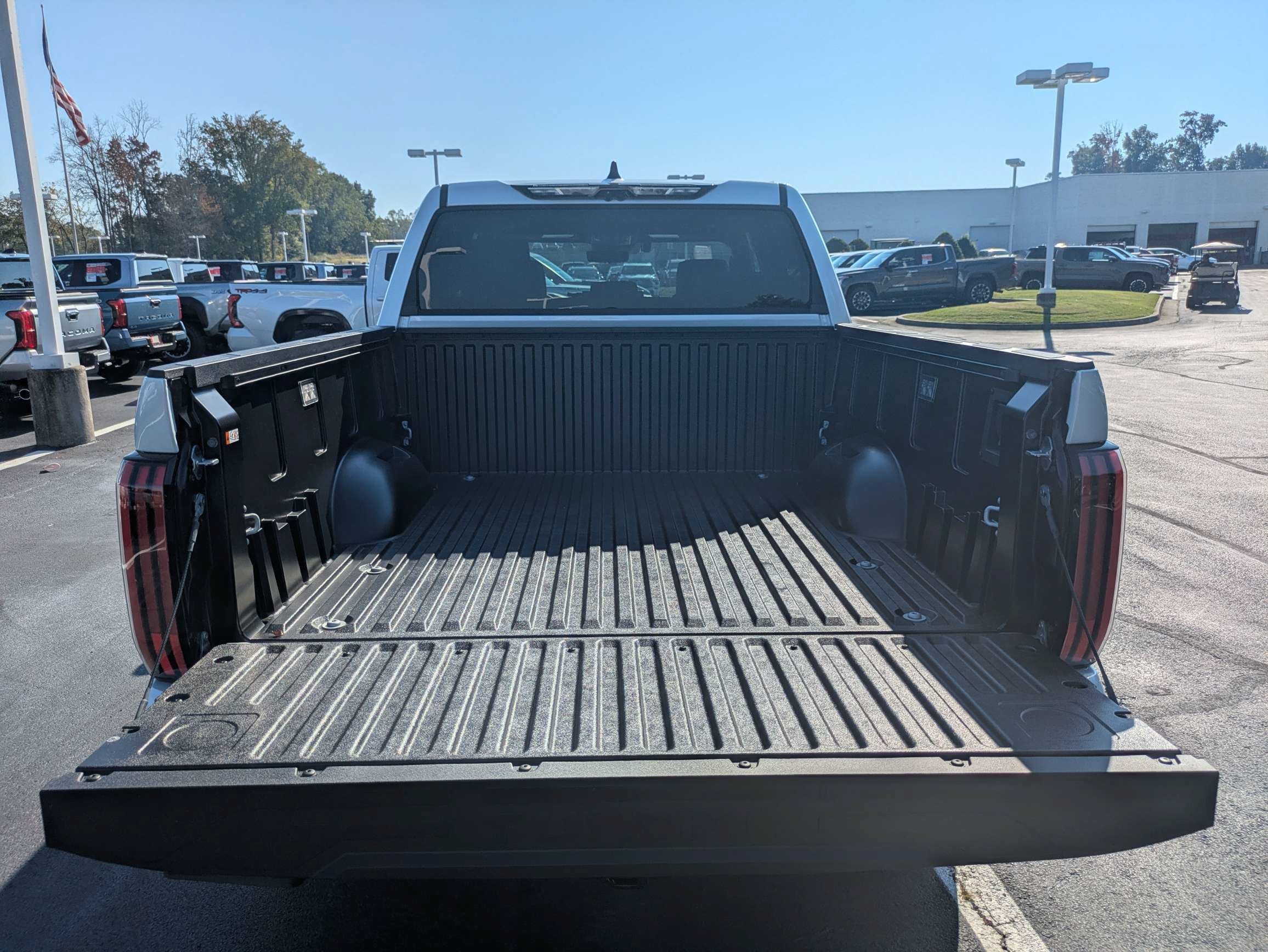 New 2026 Toyota Tundra Platinum AWD/4WD image 14