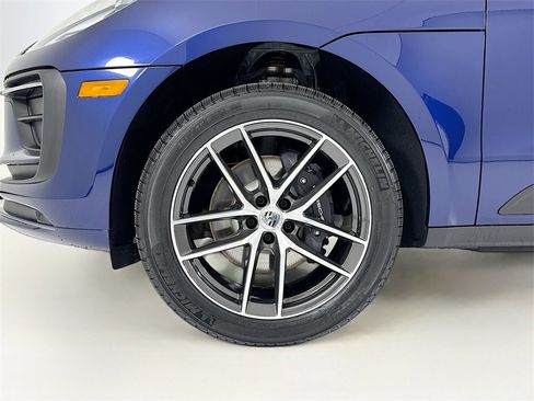 New 2026 Porsche Macan image 33