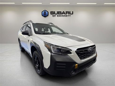 Used 2022 Subaru Outback Wilderness image 7