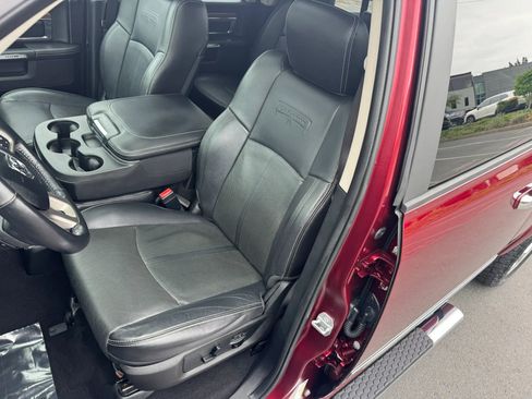 Used 2018 RAM 1500 Laramie w/ Convenience Group AWD/4WD image 23