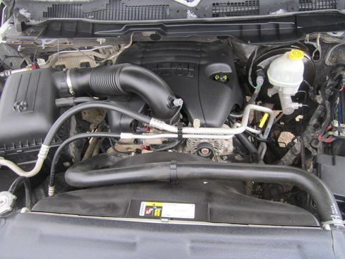 Used 2016 RAM 1500 Express image 12