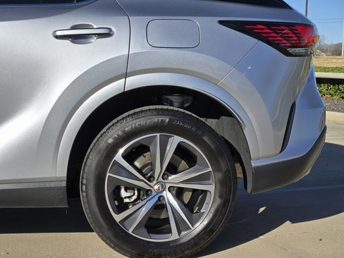 Used 2024 Lexus RX 350 FWD image 15