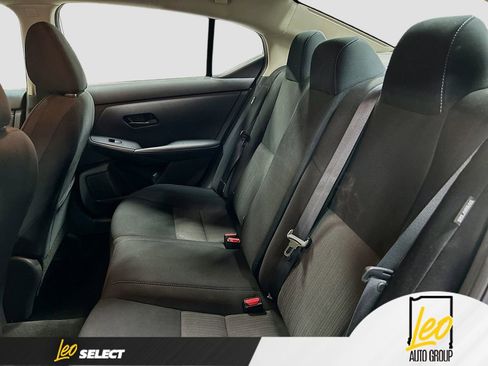 Used 2024 Nissan Sentra SV image 22