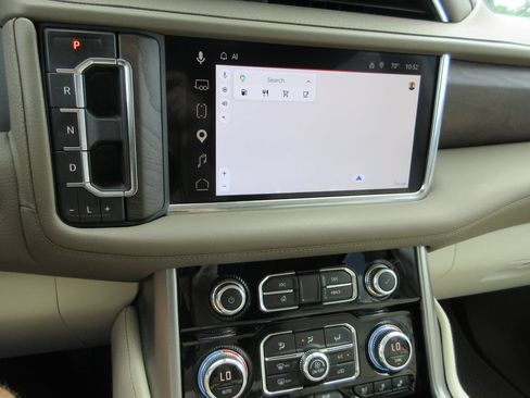 Certified 2022 GMC Yukon XL Denali w/ Denali Ultimate Package AWD/4WD image 34