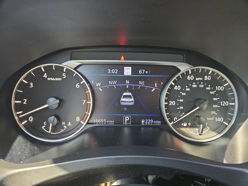 Used 2023 Nissan Altima 2.5 SV w/ SV Premium Package image 17