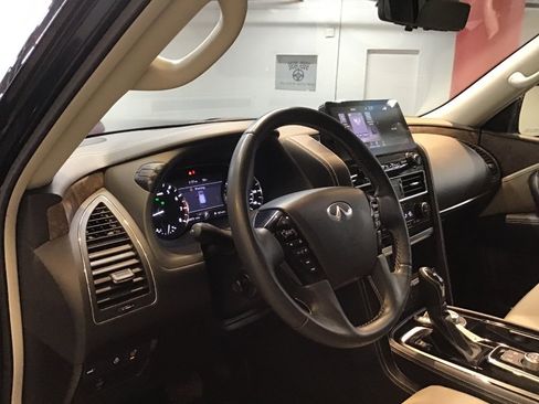 Used 2022 INFINITI QX80 Premium Select w/ All-Season Package image 10