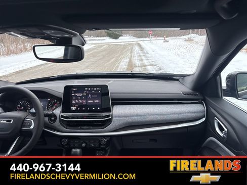 Used 2025 Jeep Compass Latitude w/ Sun & Sound Group image 35